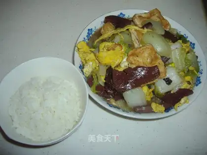 Stewed cabbage with red and white tofu