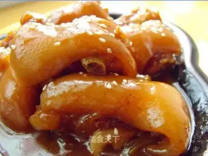 Private Braised Pork Knuckles