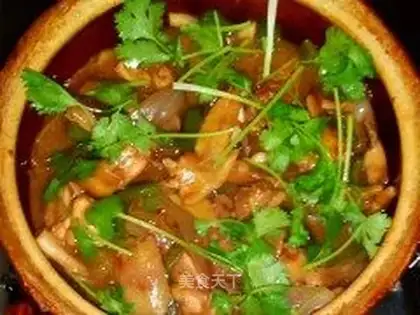 Home-cooked chicken pot