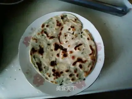 Strong scallion cake