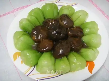 Stewed mushrooms and vegetables