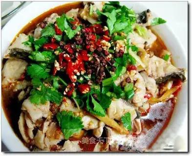 Boiled fish slices