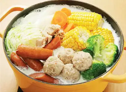 Winter Beauty Milk Hotpot