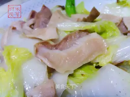 stir-fried pork tripe with cabbage