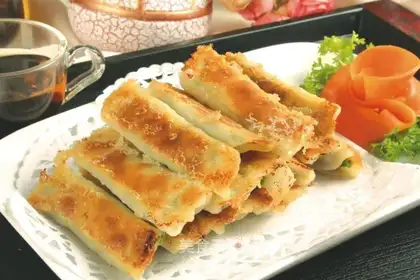 Golden pot stickers