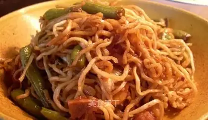 Nutritional braised noodles