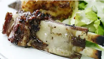 Roasted lamb chops with honey