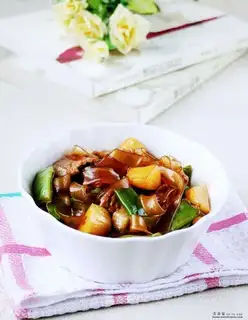 Stewed potatoes with beans and beans