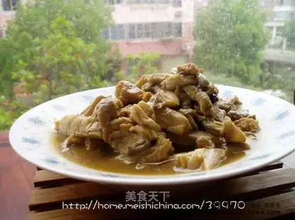 Fried pork slices with mushroom