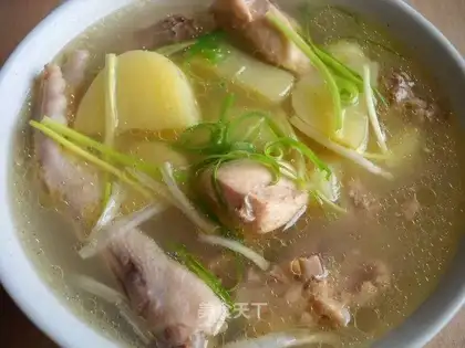 Potato and chicken soup