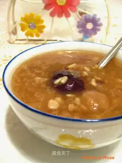 Longan, red dates and wheat porridge