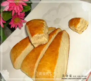 Cheese scone