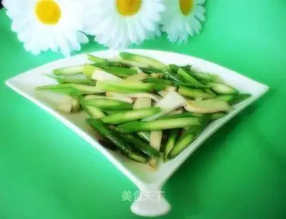 stir-fried mushroom with asparagus