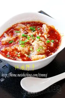 Sichuan red oil wonton soup