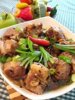 Steamed pork ribs with black bean sauce