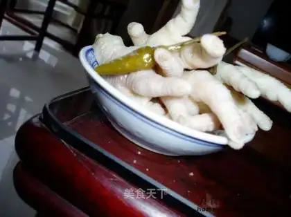 pickled chicken feet