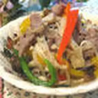 Beef and mushroom shredded vegetable pepper