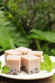 Coconut milk red bean cake