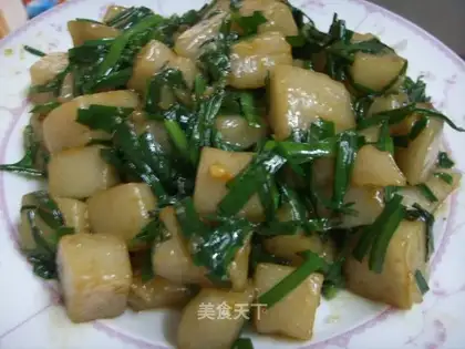 stir-fried jelly with leeks