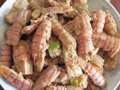 stir-fried shrimp with pork skin