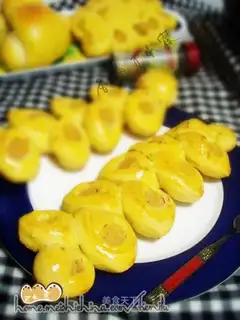 Fish sausage and wheat ear bread