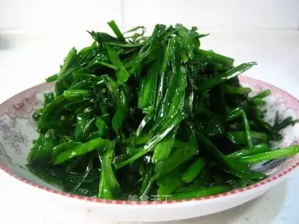 stir-fried leeks