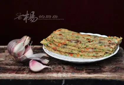 Sophora japonica and minced meat cake