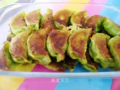 Pan-fried Chinese toon and minced pork
