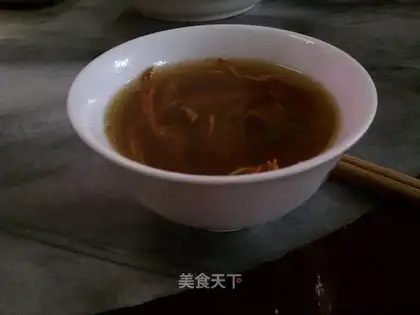 Stewed with old duck and Cordyceps flower