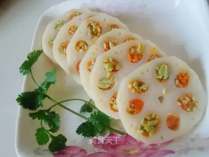 Green bean lotus root slices