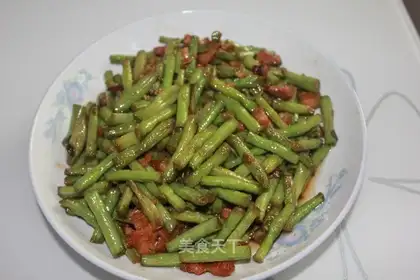 stir-fried beans with pork belly