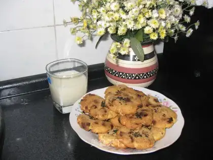 Bean dregs and red dates cakes