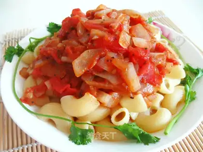 Italian curved pasta