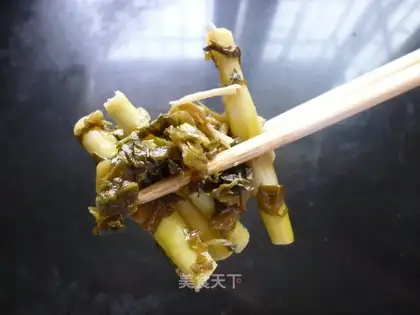 stir-fried spring bamboo shoots with pickles