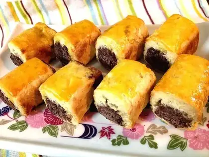 red bean cakes