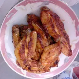 Fried chicken wings