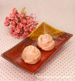 Rose rolls