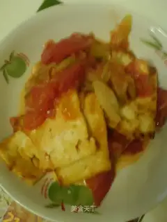 Fried tofu with tomato