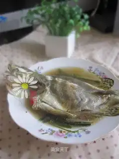 Steamed mandarin fish