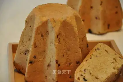 Whole wheat red dates grape bread