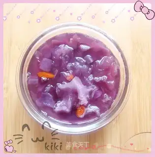 Purple sweet potato and white fungus soup