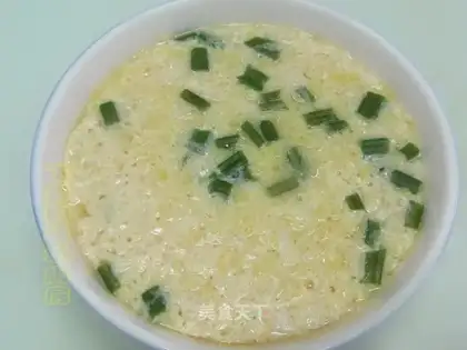 Steaming eggs with spring bamboo shoots