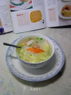 Crab meat stick vermicelli egg soup