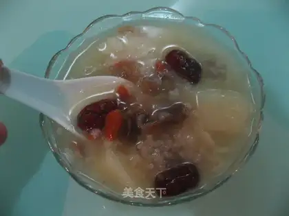 Yams and red dates porridge