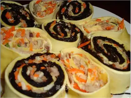 Thousand slices of meat rolls