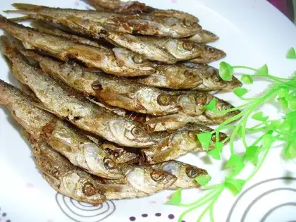 fried small fish