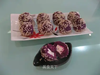 Purple potato cheese balls