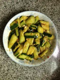 Salad cucumber