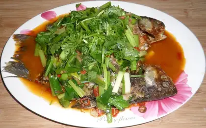 Crucian carp with pickled pepper