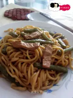 Braised noodles with green beans